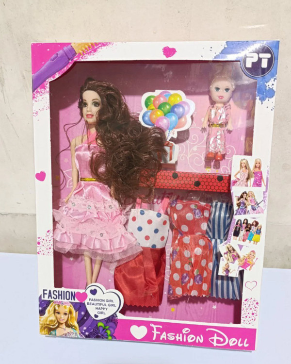 عروسک باربی با بچه