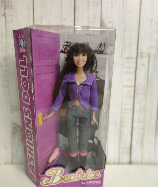 عروسک باربی وکیومی