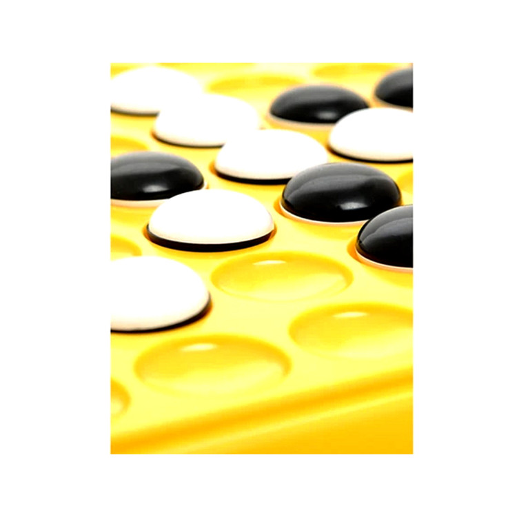 بازی فکری اتللو ۸ در ۸ حرفه ای